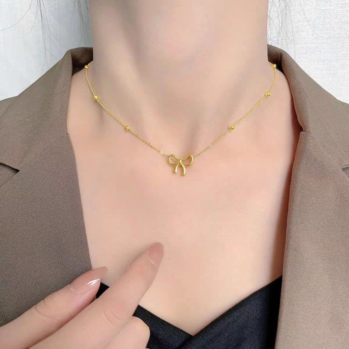 Simple Aesthetic Golden Chain Pendant